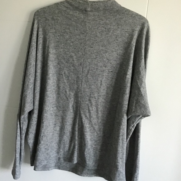 Silver icing light sweater - Picture 2 of 6